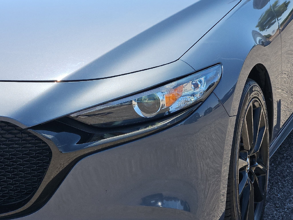 Used 2023 MAZDA MAZDA3 s AWD/4WD image 7
