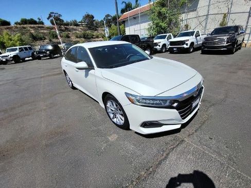 Used 2021 Honda Accord LX image 2
