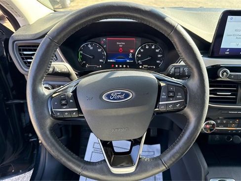 Used 2021 Ford Escape SEL image 15