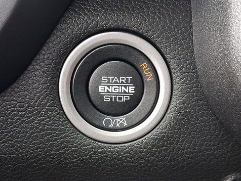 Used 2024 RAM 2500 Tradesman w/ Chrome Appearance Group image 22