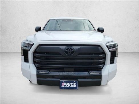 Used 2025 Toyota Tundra Limited image 2