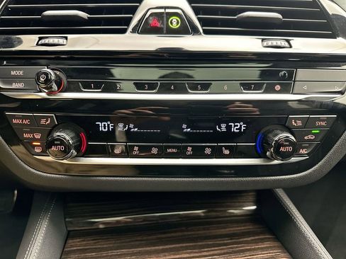 Used 2023 BMW M550i xDrive M550i xDrive w/ Executive Package image 13