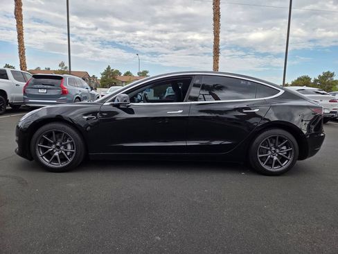 Used 2020 Tesla Model 3 Standard Range Plus RWD image 3