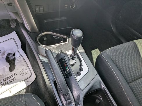 Used 2018 Toyota RAV4 XLE FWD image 28