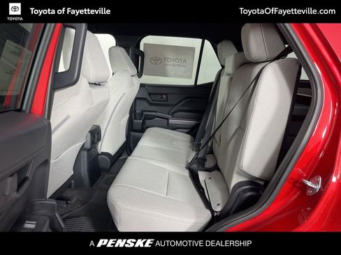 New 2026 Toyota 4Runner SR5 AWD/4WD image 21