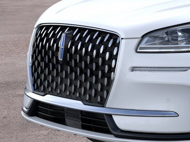 Used 2025 Lincoln Corsair Grand Touring w/ Equipment Group 301A AWD/4WD image 17