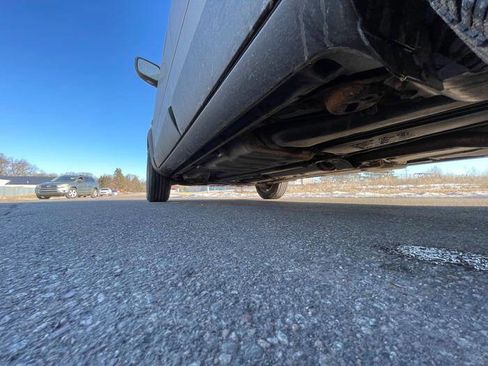 Used 2005 Volvo XC70 image 13