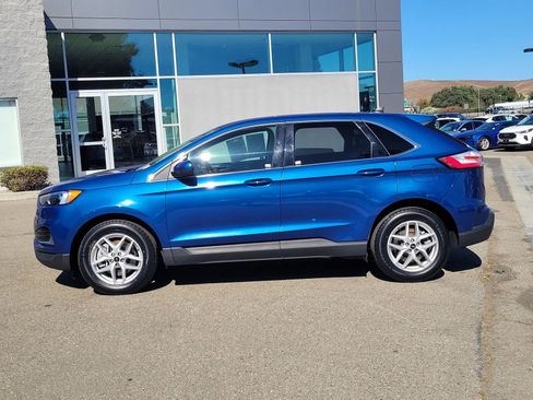 Certified 2023 Ford Edge SEL image 7