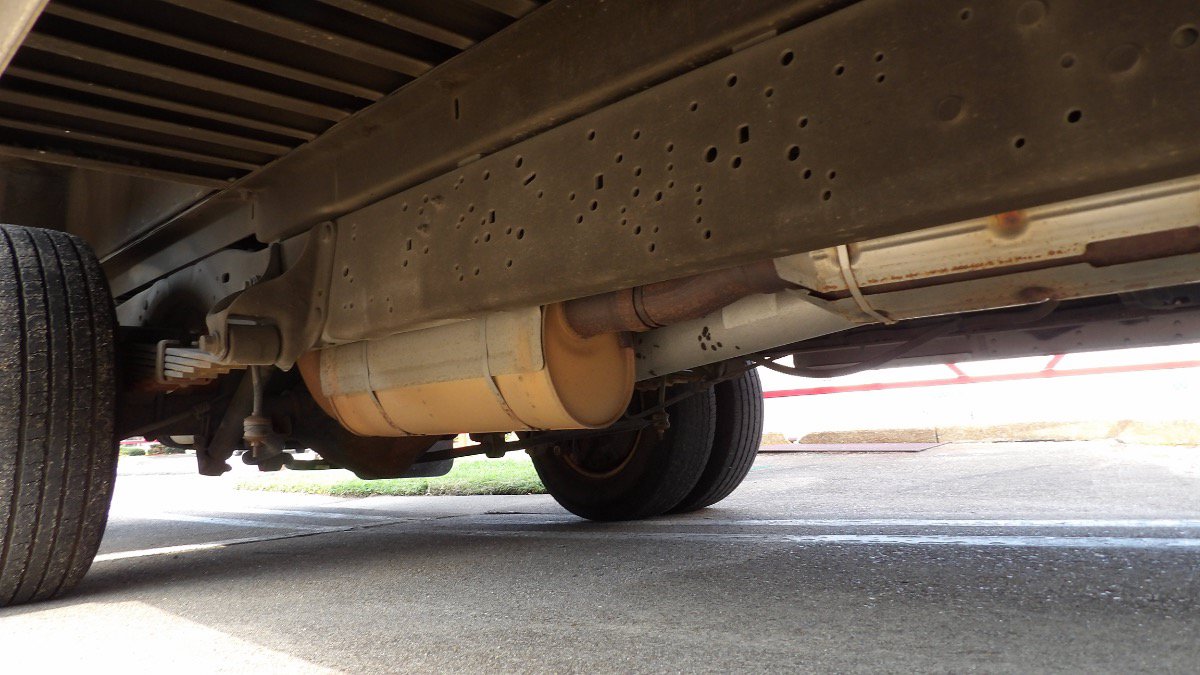 Used 2014 Ford E-350 and Econoline 350 Super Duty w/ A/C Prep Package RWD image 23