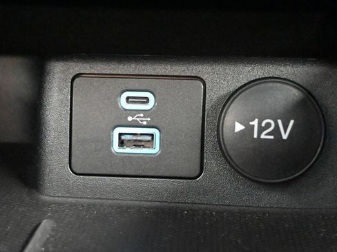 Used 2022 Ford Escape SE w/ Convenience Package image 18