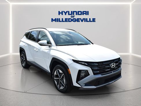 Used 2025 Hyundai Tucson SEL FWD image 7