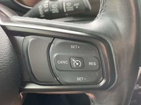 Used 2018 Jeep Wrangler Unlimited Sport S AWD/4WD image 23