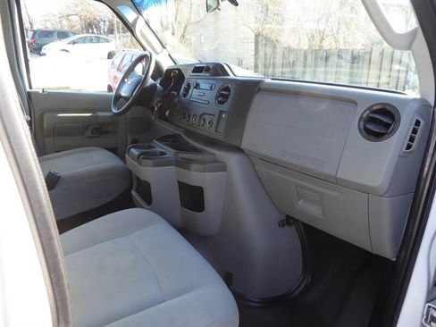 Used 2013 Ford E-350 and Econoline 350 XL image 19