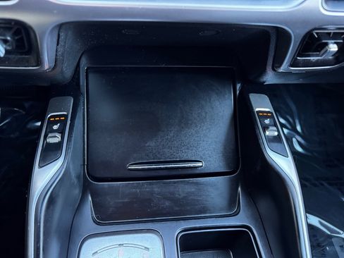 Used 2022 Kia Sorento S image 30