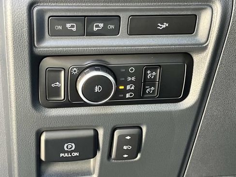 Used 2023 Ford F150 Raptor AWD/4WD image 37