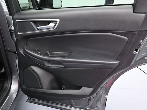 Used 2024 Ford Edge SEL image 36