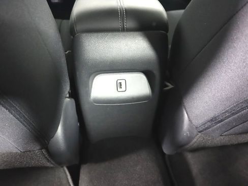 Used 2023 Nissan Sentra SV FWD image 21