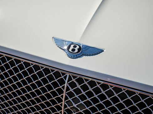 Used 2021 Bentley Continental GT AWD/4WD image 11