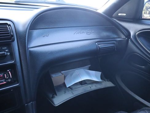 Used 1997 Ford Mustang GT RWD image 44
