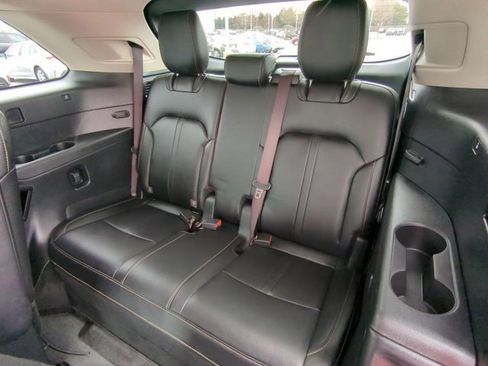 Used 2024 MAZDA CX-90 3.3 Turbo w/ Preferred Package image 17