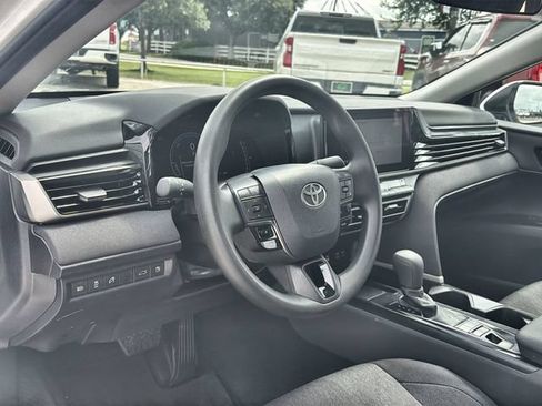 Used 2026 Toyota Camry LE FWD image 10