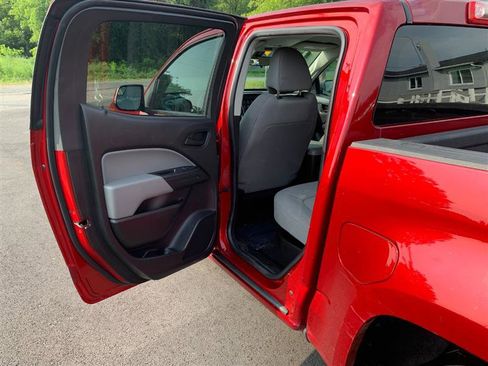 Used 2021 Chevrolet Colorado W/T w/ Custom Special Edition image 32