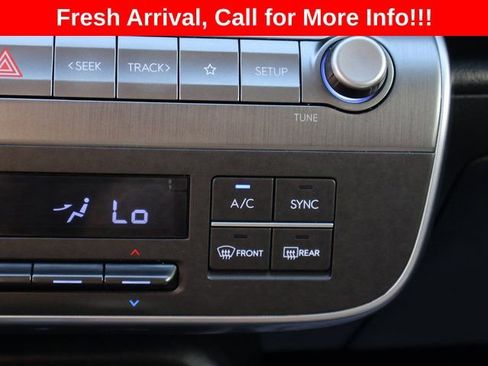 Used 2025 Hyundai Kona SEL image 29