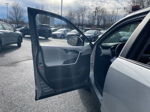 New 2025 Toyota RAV4 XLE image 24