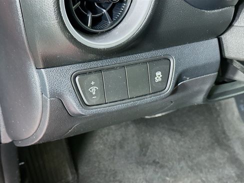 Used 2024 Kia Forte LXS FWD image 17