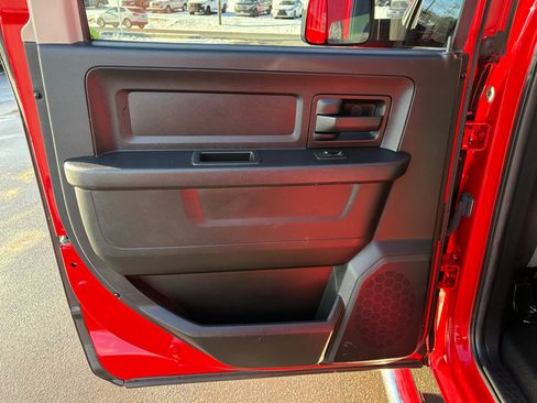 Used 2014 RAM 5500 Tradesman image 27