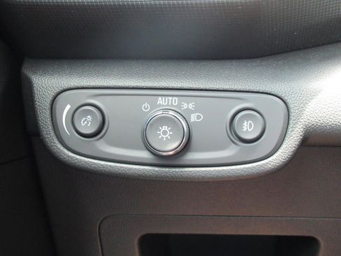 Used 2023 Chevrolet TrailBlazer LT AWD/4WD image 20
