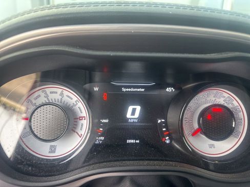 Used 2022 Dodge Challenger R/T Scat Pack image 3