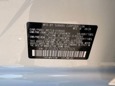 Used 2024 Subaru Crosstrek 2.0i Premium image 19