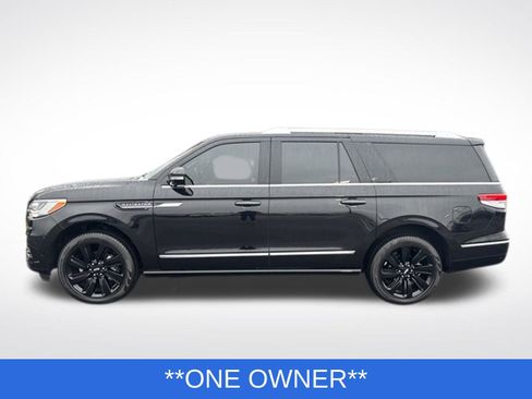 Certified 2024 Lincoln Navigator L Reserve AWD/4WD image 2