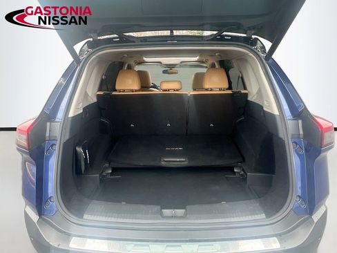 Used 2021 Nissan Rogue Platinum image 33