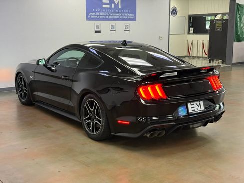 Used 2020 Ford Mustang GT RWD image 5