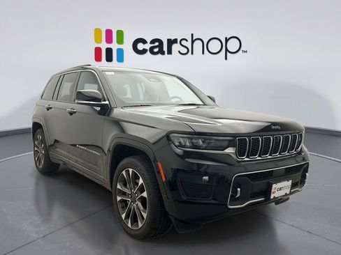 Used 2023 Jeep Grand Cherokee Overland w/ Adv Protech Group III AWD/4WD image 7