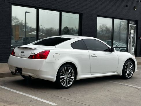 Used 2011 INFINITI G37 x Coupe w/ Premium Pkg image 11