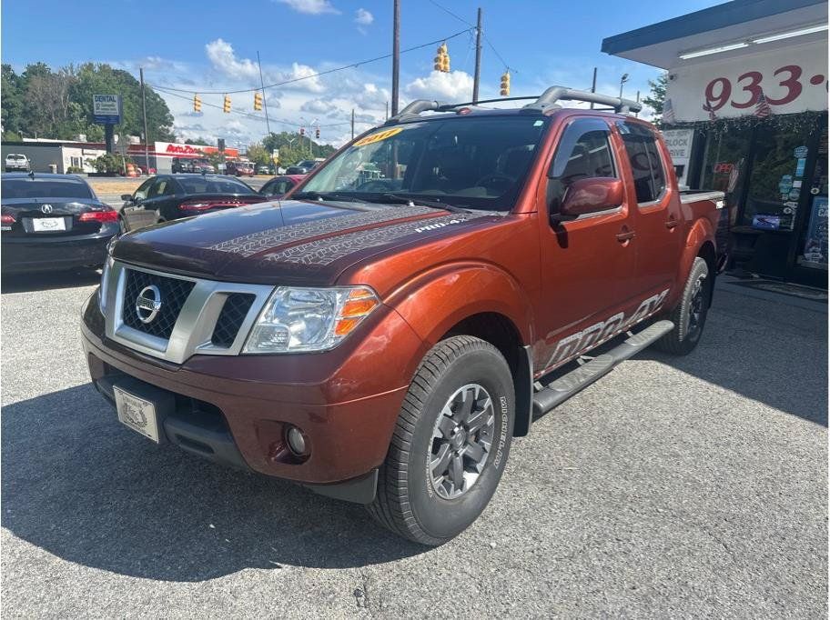 Used 2017 Nissan Frontier PRO-4X w/ Pro-4x Luxury Package AWD/4WD image 3