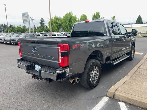 Used 2025 Ford F250 Lariat w/ FX4 Off-Road Package AWD/4WD image 11