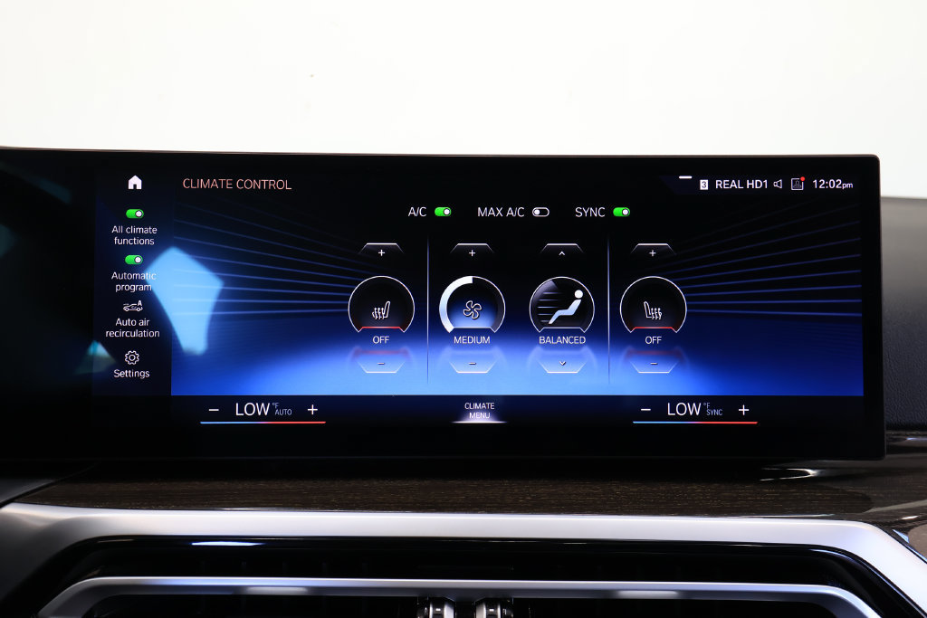Used 2023 BMW M340i RWD image 31