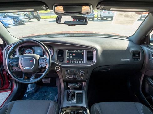 Used 2022 Dodge Charger SXT w/ Blacktop Package image 28