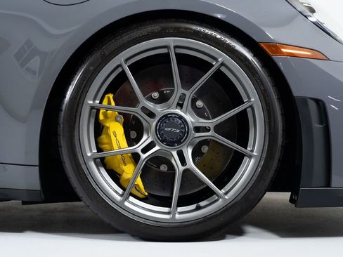 Used 2025 Porsche 911 GT3 w/ Weissach Package image 16