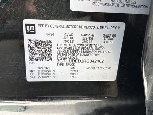 Certified 2024 GMC Sierra 1500 SLT w/ SLT Premium Plus Package AWD/4WD image 34