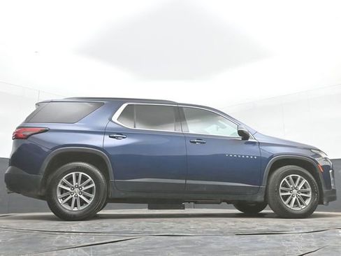 Used 2022 Chevrolet Traverse LT AWD/4WD image 49