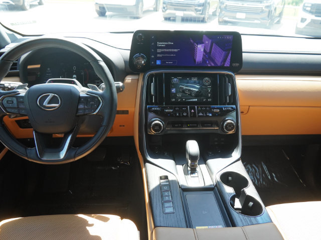 Used 2025 Lexus LX 700h Luxury w/ Appearance Package AWD/4WD image 14