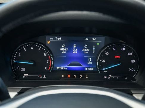 Used 2022 Ford Explorer XLT RWD image 24