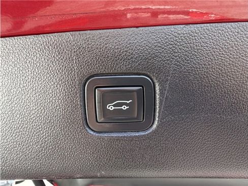 Used 2019 Chevrolet Blazer LT w/ Sound & Technology Package FWD image 27