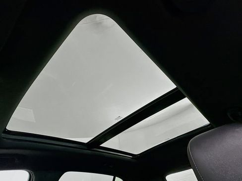 Used 2022 Cadillac XT4 Sport w/ Cold Weather Package image 21