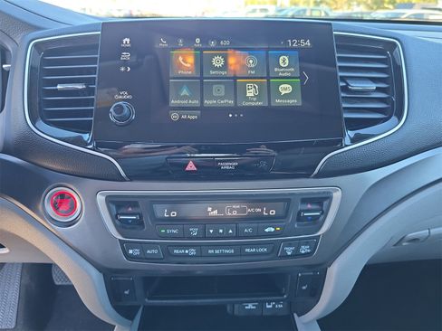 Used 2021 Honda Pilot EX image 18